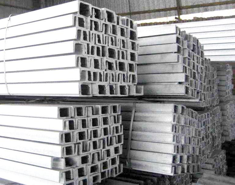 合肥槽鋼主要用于建筑結構、車輛制造和其它工業(yè)結構